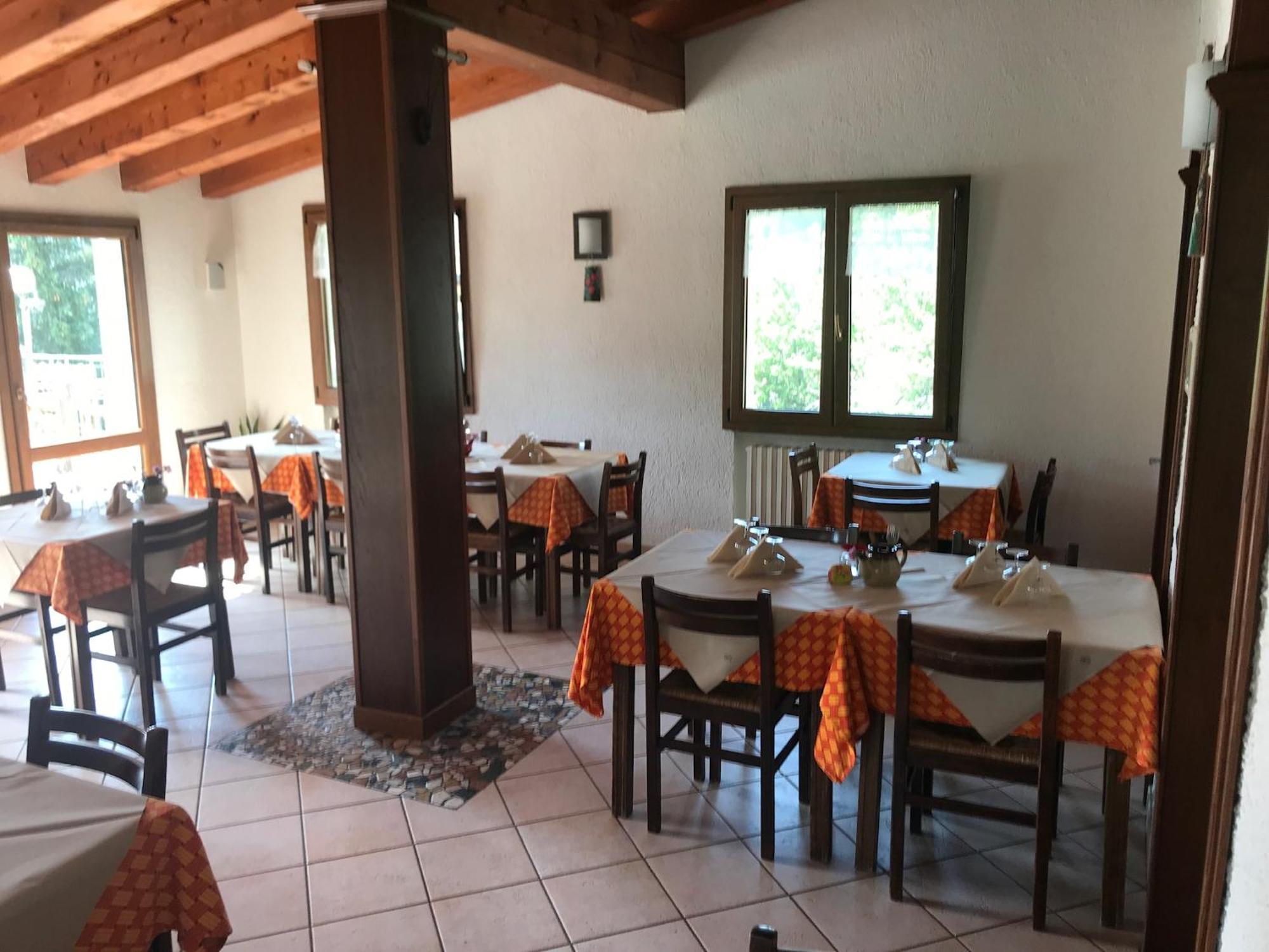 Hotel La Buca delle Fate Pievepelago Esterno foto